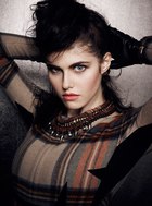 Alexandra Daddario : alexandra-daddario-1377714405.jpg