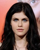 Alexandra Daddario : alexandra-daddario-1377799378.jpg