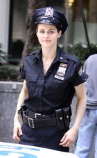 Alexandra Daddario : alexandra-daddario-1378660977.jpg