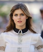 Alexandra Daddario : alexandra-daddario-1378661603.jpg