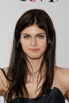 Alexandra Daddario : alexandra-daddario-1379269937.jpg