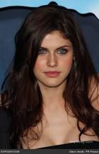 Alexandra Daddario : alexandra-daddario-1381950521.jpg