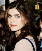 Alexandra Daddario : alexandra-daddario-1382472694.jpg