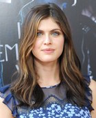 Alexandra Daddario : alexandra-daddario-1383155118.jpg