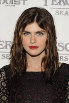 Alexandra Daddario : alexandra-daddario-1383155223.jpg