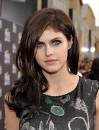 Alexandra Daddario : alexandra-daddario-1383422500.jpg