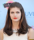 Alexandra Daddario : alexandra-daddario-1383718001.jpg