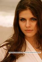 Alexandra Daddario : alexandra-daddario-1384196729.jpg