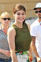 Alexandra Daddario : alexandra-daddario-1384280870.jpg