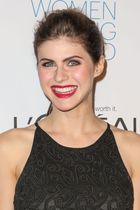 Alexandra Daddario : alexandra-daddario-1385100187.jpg