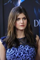 Alexandra Daddario : alexandra-daddario-1386280007.jpg