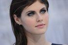 Alexandra Daddario : alexandra-daddario-1394904013.jpg