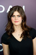 Alexandra Daddario : alexandra-daddario-1396976234.jpg