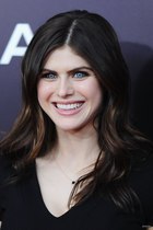 Alexandra Daddario : alexandra-daddario-1396977921.jpg