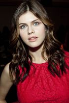 Alexandra Daddario : alexandra-daddario-1402614282.jpg