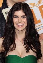 Alexandra Daddario : alexandra-daddario-1402614363.jpg