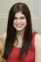 Alexandra Daddario : alexandra-daddario-1405702186.jpg