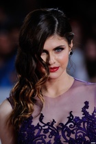 Alexandra Daddario : alexandra-daddario-1409941508.jpg