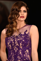 Alexandra Daddario : alexandra-daddario-1409945064.jpg