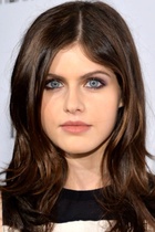 Alexandra Daddario : alexandra-daddario-1410021100.jpg