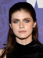 Alexandra Daddario : alexandra-daddario-1427473989.jpg