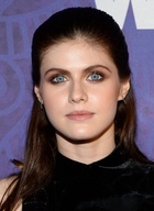 Alexandra Daddario : alexandra-daddario-1431630418.jpg