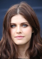 Alexandra Daddario : alexandra-daddario-1433717429.jpg