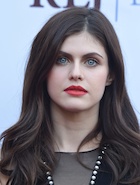 Alexandra Daddario : alexandra-daddario-1440530385.jpg