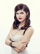 Alexandra Daddario : alexandra-daddario-1440530405.jpg