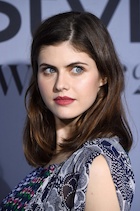 Alexandra Daddario : alexandra-daddario-1447132382.jpg