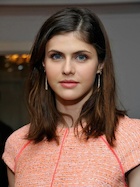 Alexandra Daddario : alexandra-daddario-1452806930.jpg