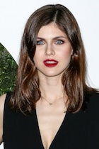 Alexandra Daddario : alexandra-daddario-1452807077.jpg