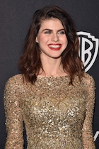 Alexandra Daddario : alexandra-daddario-1459102615.jpg