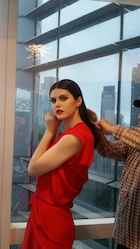 Alexandra Daddario : alexandra-daddario-1495649097.jpg