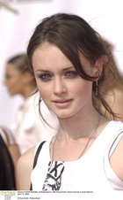 Alexis Bledel : TI4U_u1145847259.jpg