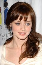 Alexis Bledel : alexis-bledel-1369506696.jpg