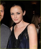 Alexis Bledel : alexis_bledel_1284782994.jpg