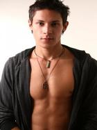 Alex Meraz : alex-meraz-1334253724.jpg