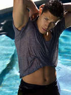 Alex Meraz : alexmeraz_1264661882.jpg