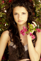 Alice Greczyn : alicegreczyn_1290056644.jpg