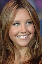 Amanda Bynes : TI4U_u1150300031.jpg