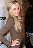 Amanda Michalka : amanda-michalka-1364862935.jpg