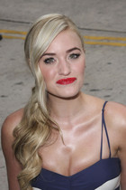 Amanda Michalka : amanda-michalka-1364865686.jpg