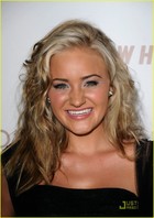 Amanda Michalka : amanda_michalka_1293772332.jpg