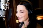 Amy Lee : amy-lee-1315420418.jpg