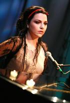 Amy Lee : amy-lee-1316650241.jpg