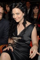 Amy Lee : amy-lee-1316650248.jpg