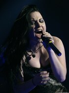 Amy Lee : amy-lee-1319042102.jpg