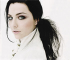 Amy Lee : amy-lee-1319042132.jpg