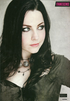 Amy Lee : amy-lee-1332113651.jpg